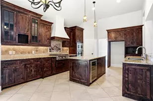 1301 Wildflower Ln, Flower Mound, TX 75028 - Photo 4