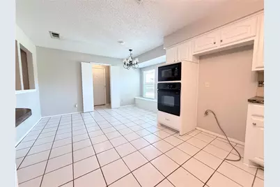 7832 Pebblebrook Drive, Watauga, TX 76148 - Photo 10