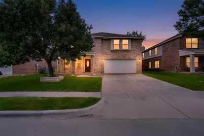 653 Condor Trail, Saginaw, TX 76131 - Photo 1