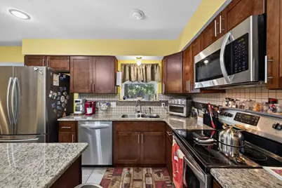 523 Lynnewood Avenue, Burleson, TX 76028 - Photo 10