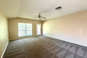 185 Rolling Ct, Lancaster, TX 75146 - Photo 8