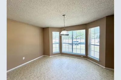 185 Rolling Court, Lancaster, TX 75146 - Photo 10