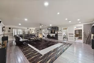 1806 Old Oak Dr, Arlington, TX 76012 - Photo 24