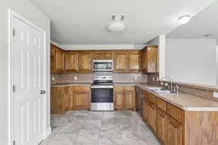 1702 La Caya Dr, Mansfield, TX 76063 - Photo 10