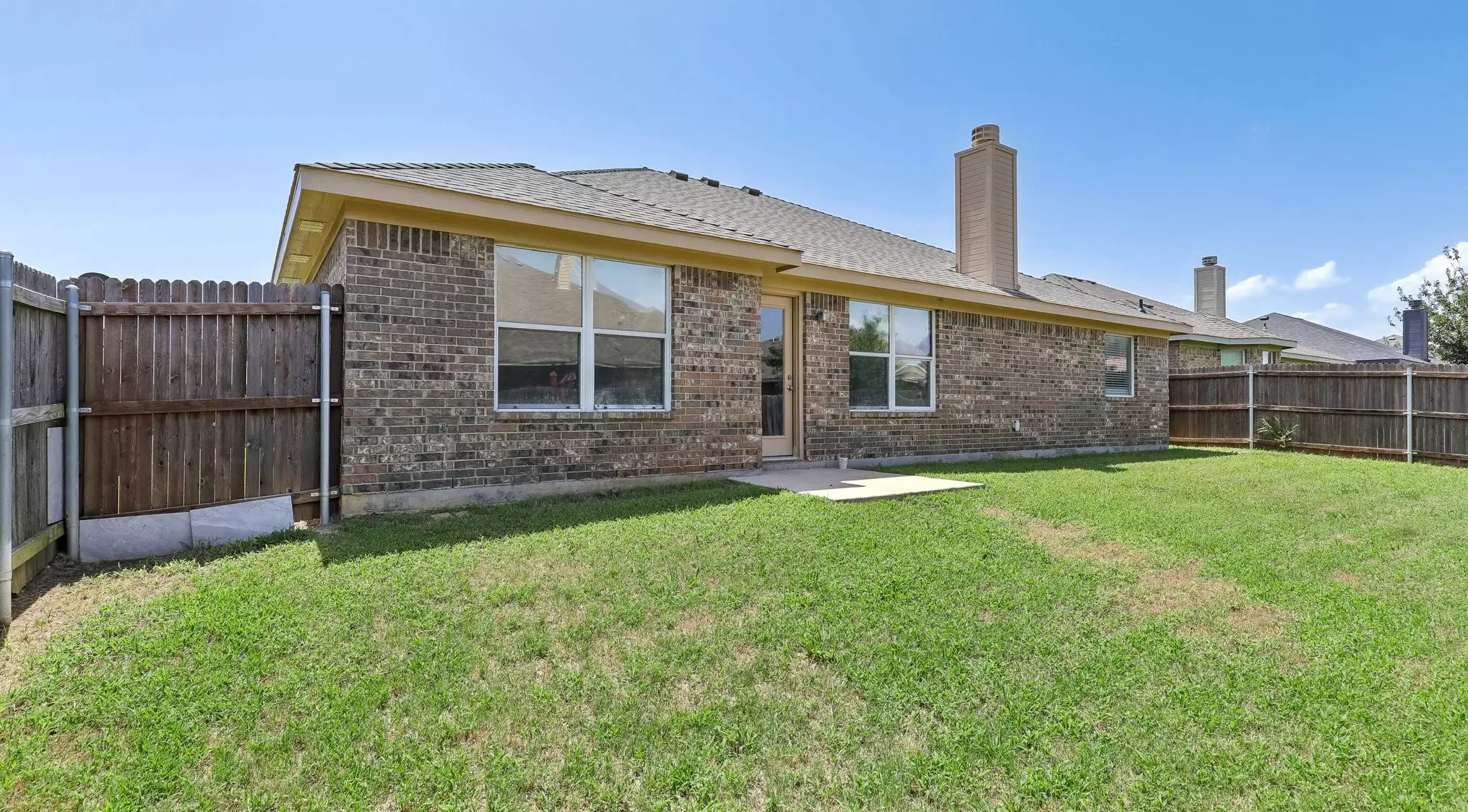 1702 La Caya Dr, Mansfield, TX 76063 - MLS 21337761 - Coldwell Banker