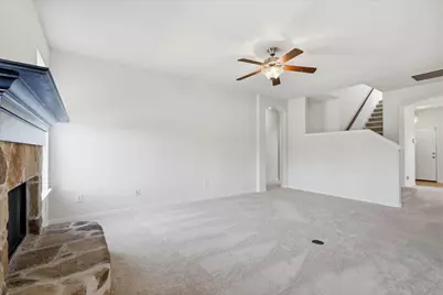712 Hawk Valley Drive, Little Elm, TX 75068 - Photo 10