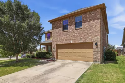 712 Hawk Valley Drive, Little Elm, TX 75068 - Photo 2