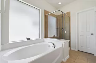 712 Hawk Valley Dr, Little Elm, TX 75068 - Photo 24