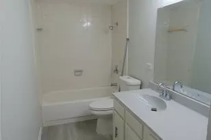 8560 Park Ln, Dallas, TX 75231 - Photo 16