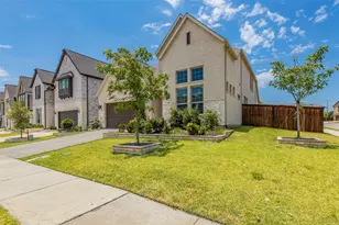 7757 Cooke Dr, Irving, TX 75063 - Photo 2