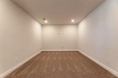 7757 Cooke Drive, Irving, TX 75063 - Photo 30