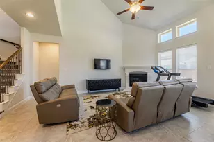 7757 Cooke Dr, Irving, TX 75063 - Photo 18