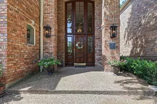 5909 Club Hill Pl, Dallas, TX 75248 - Photo 2