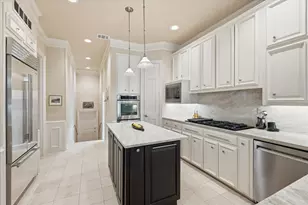 5909 Club Hill Pl, Dallas, TX 75248 - Photo 12
