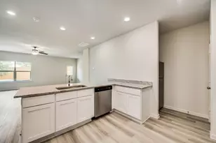 307 Stone Ct, Princeton, TX 75407 - Photo 6