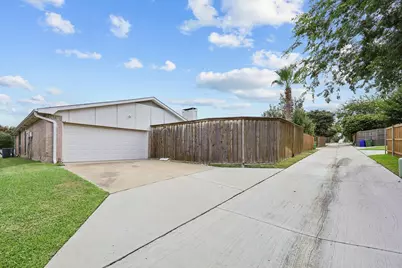 2604 Winding Creek Drive, Carrollton, TX 75007 - Photo 24