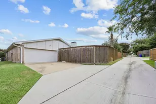 2604 Winding Creek Dr, Carrollton, TX 75007 - Photo 24