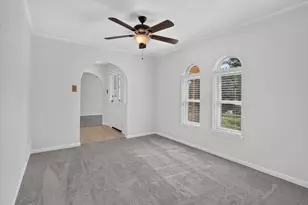1820 Holly Oak St, Arlington, TX 76012 - Photo 12