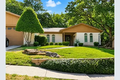 1820 Holly Oak Street, Arlington, TX 76012 - Photo 1