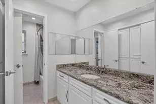 1820 Holly Oak St, Arlington, TX 76012 - Photo 22