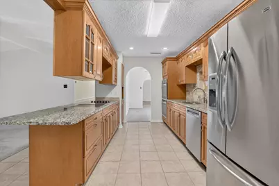 1820 Holly Oak Street, Arlington, TX 76012 - Photo 10