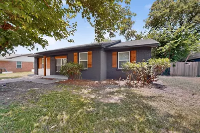 1313 Crockett Street, Garland, TX 75040 - Photo 4