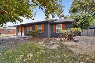 1313 Crockett St, Garland, TX 75040 - Photo 4