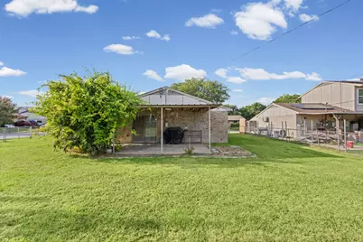 525 Alva Drive, Grand Prairie, TX 75052 - Photo 20