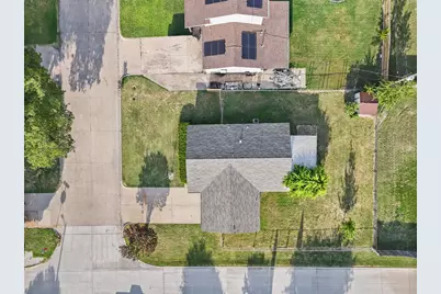 525 Alva Drive, Grand Prairie, TX 75052 - Photo 28