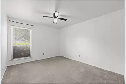 525 Alva Drive, Grand Prairie, TX 75052 - Photo 16