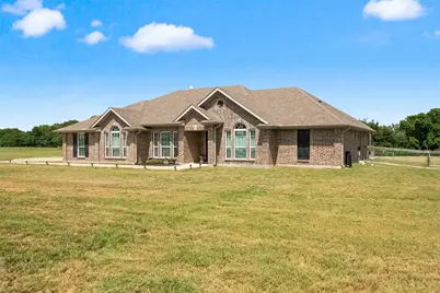 496 Marshall Circle, Whitewright, TX 75491 - Photo 4