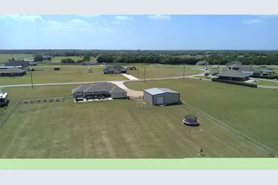 496 Marshall Circle, Whitewright, TX 75491 - Photo 10