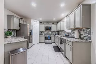 5001 Worthing Dr, Garland, TX 75043 - Photo 10