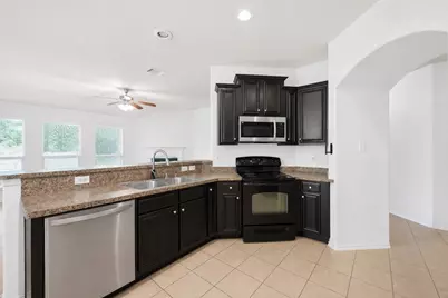1005 Meadow Green Court, Princeton, TX 75407 - Photo 10