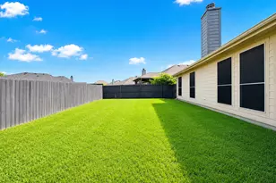 1005 Meadow Green Ct, Princeton, TX 75407 - Photo 30