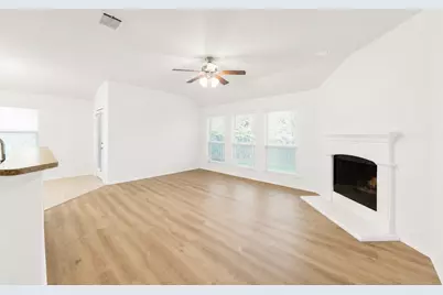 1005 Meadow Green Court, Princeton, TX 75407 - Photo 6