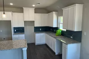 511 N Branch St, Howe, TX 75459 - Photo 4