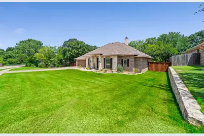 508 Oak Forest Court, Kennedale, TX 76060 - Photo 2