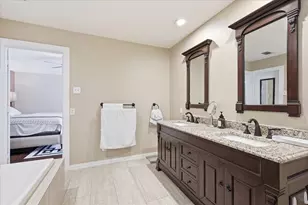2816 N Creekwood Dr, Grapevine, TX 76051 - Photo 24