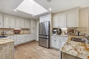 2816 N Creekwood Dr, Grapevine, TX 76051 - Photo 14