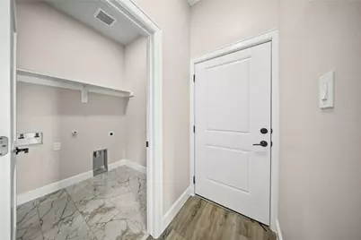 1818 E Tucker Street, Fort Worth, TX 76104 - Photo 6