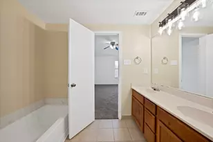 6711 Spur Ridge Ct, Arlington, TX 76002 - Photo 18