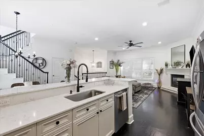 1500 Pecos Street #10, Dallas, TX 75204 - Photo 18