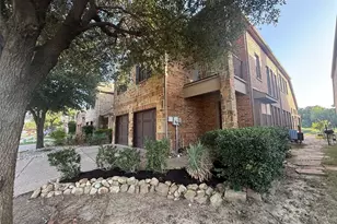 1316 Cog Hill Dr, Fort Worth, TX 76120 - Photo 2