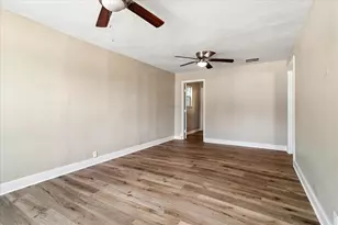 102 N 3rd St, Sanger, TX 76266 - Photo 10