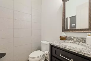 2901 Merryglen Ln, Flower Mound, TX 75022 - Photo 16