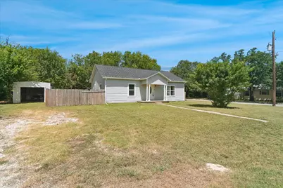 403 S 7th Street, Sanger, TX 76266 - Photo 2