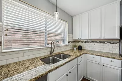 9121 Liberty Crossing Drive, Fort Worth, TX 76131 - Photo 6