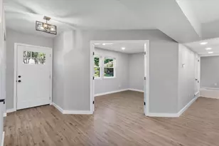 1815 Wellington Ct, Arlington, TX 76013 - Photo 2
