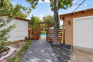 10520 Lippitt Ave, Dallas, TX 75218 - Photo 32